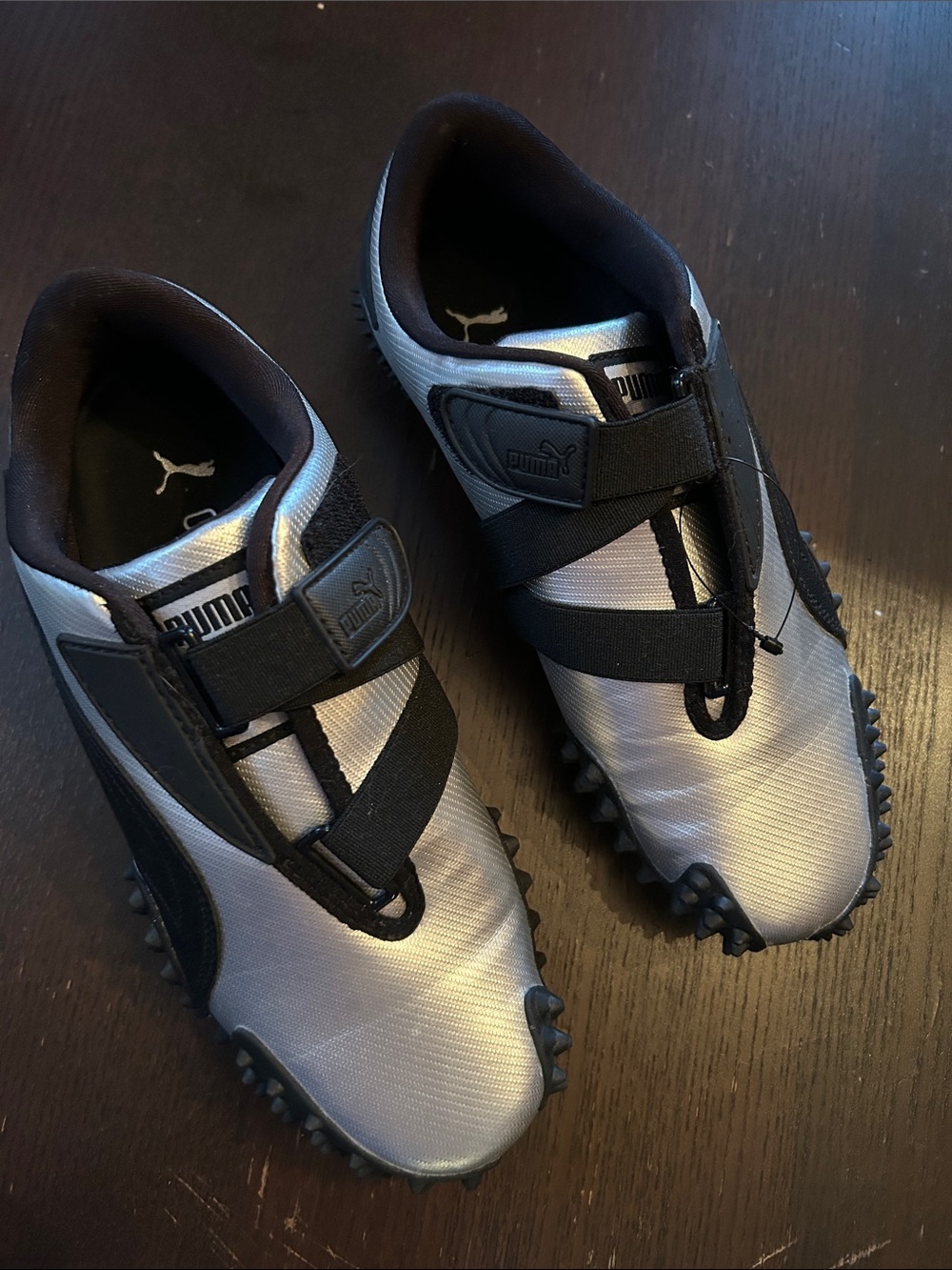 Puma Men's Silver and Black Training Sneakers